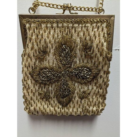 Handmade 1960 Hong Kong Gold Beaded and Gold Chain Purse - Picture 7 of 11